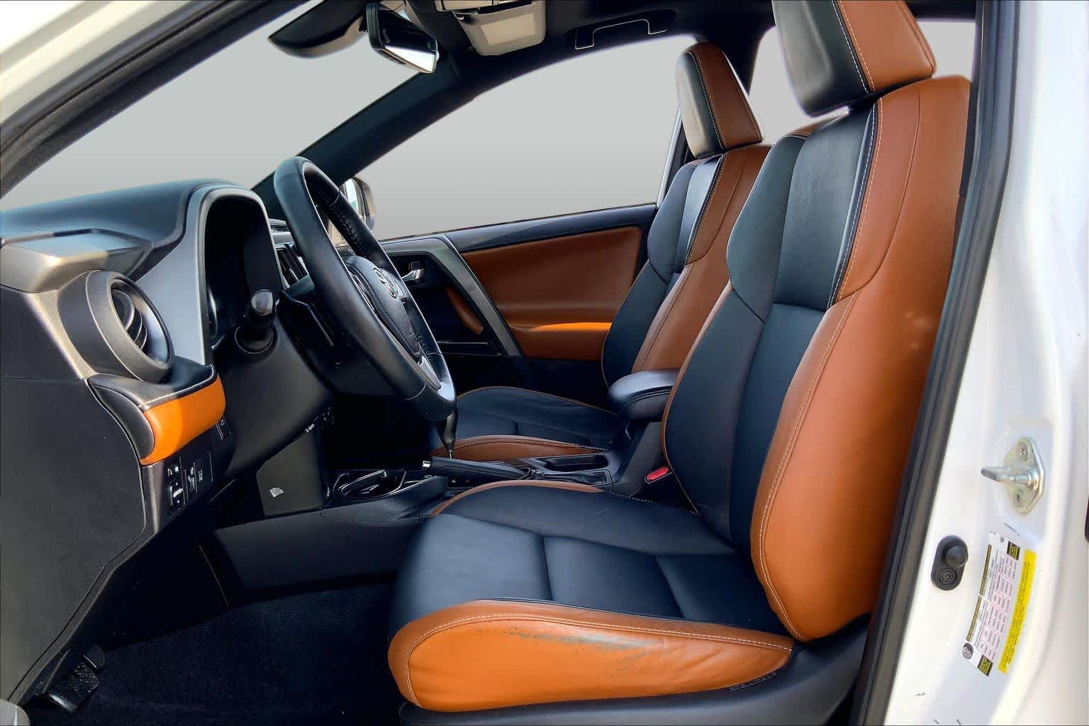2018 Toyota RAV4 SE Super White at Turner Chevrolet