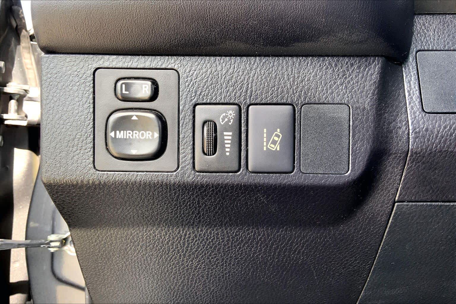 2017 Toyota RAV4 SE Magnetic Gray Metallic at Lexus Southwest Houston