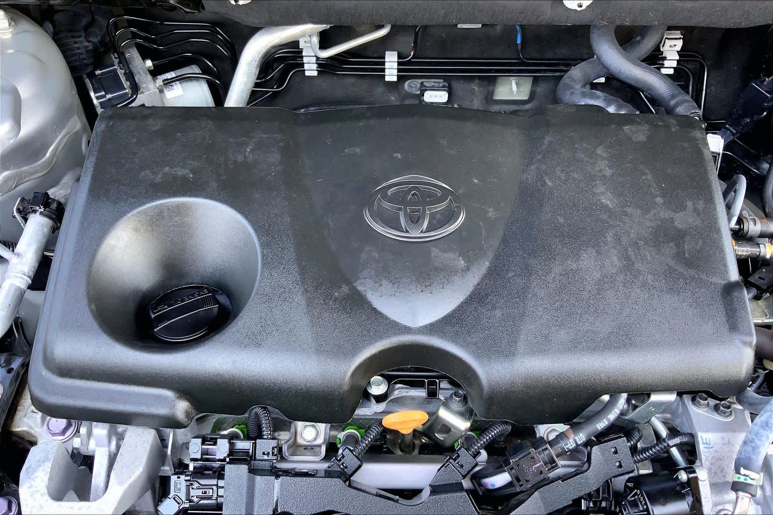 2022 Toyota RAV4 XLE Silver Sky Metallic at Group 1 Toyota Southwest