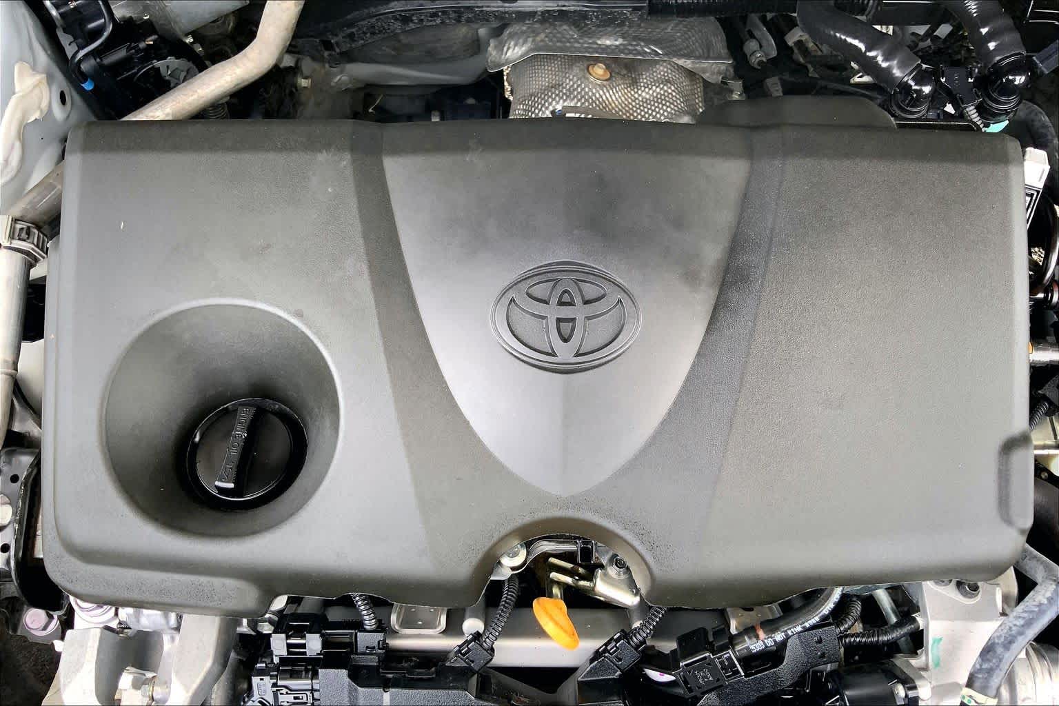 2025 Toyota RAV4 XLE Ice Cap at Group 1 Toyota Southwest