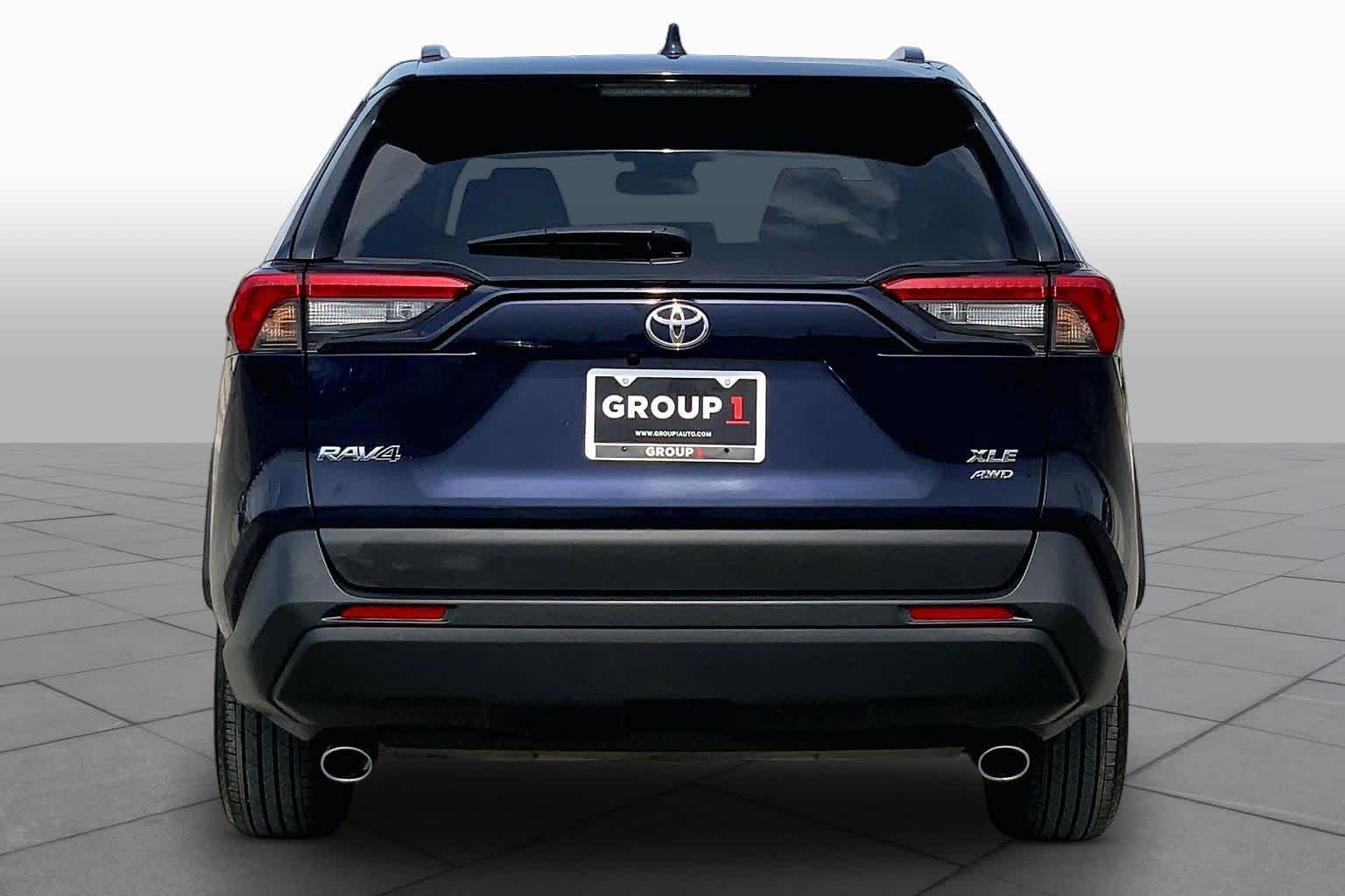 2025 Toyota RAV4 XLE - 4