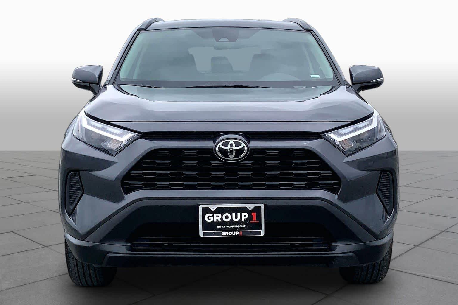 2025 Toyota RAV4 XLE - 3