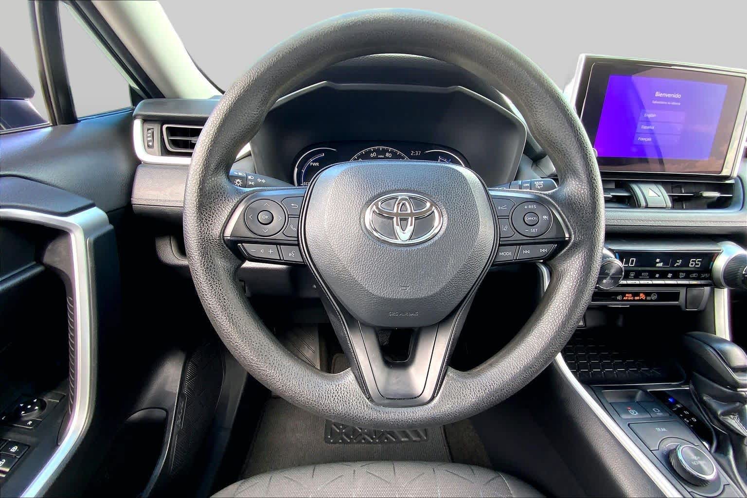 2024 Toyota RAV4 photo 6 of 36