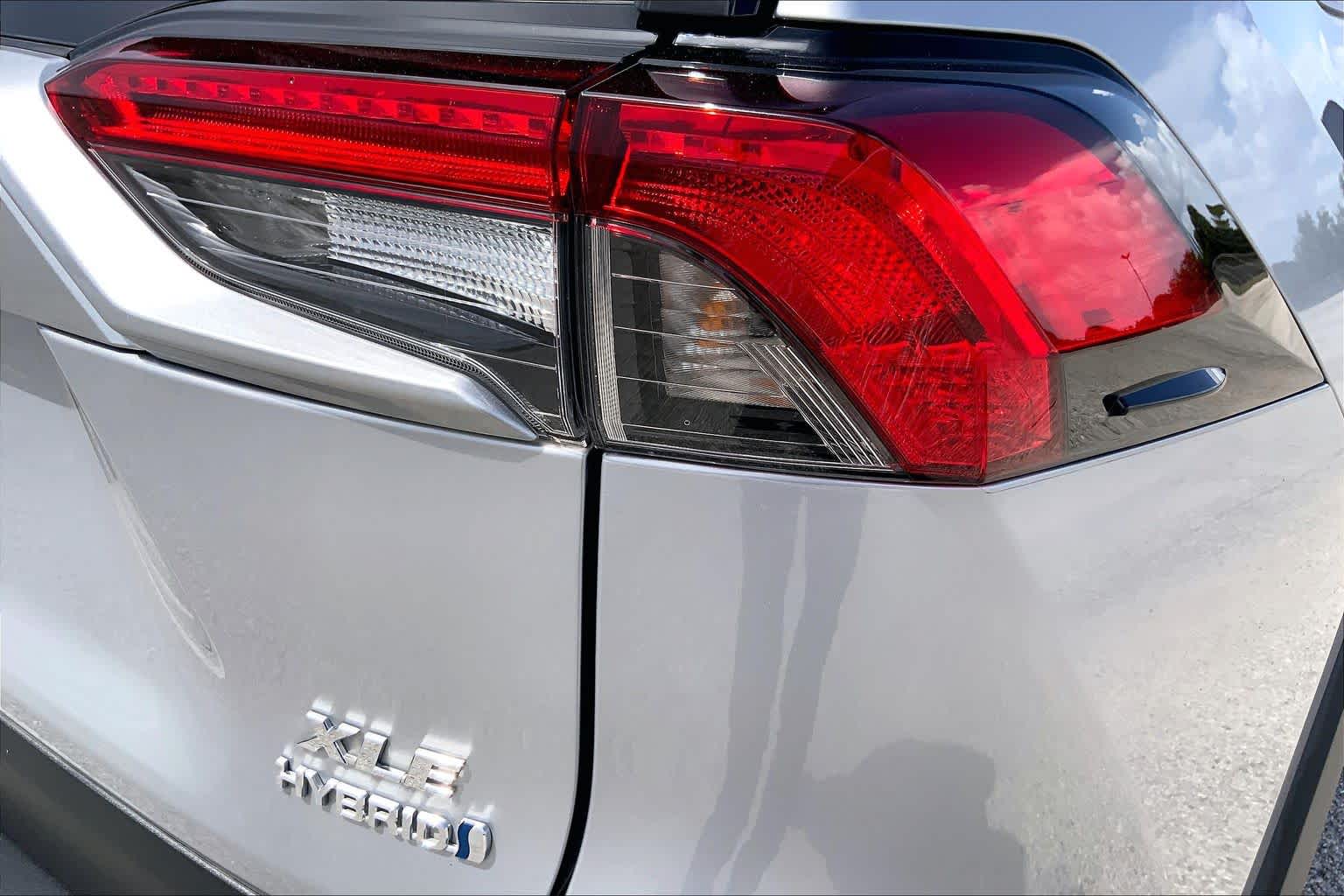 2024 Toyota RAV4 photo 30 of 36