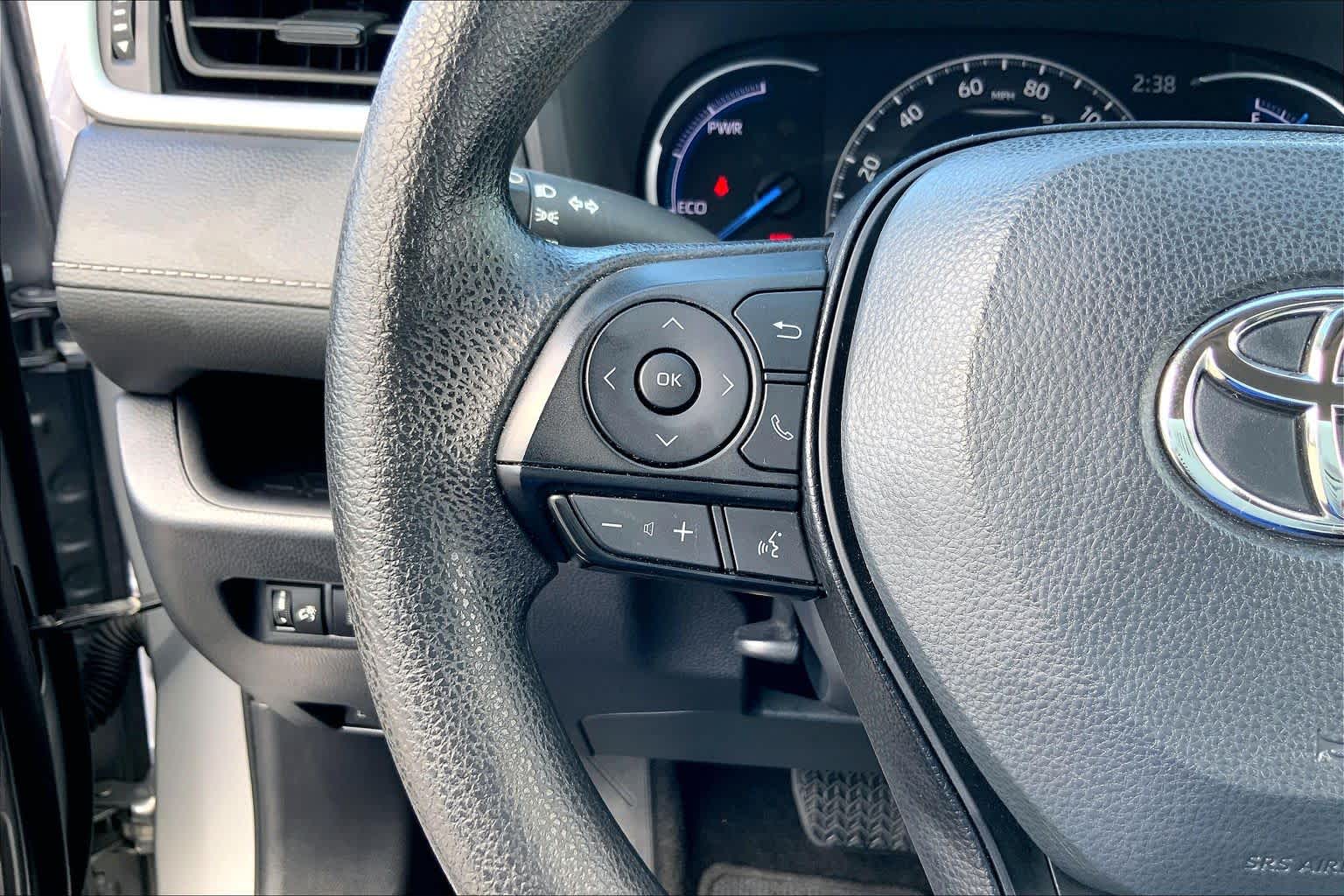 2024 Toyota RAV4 photo 23 of 36
