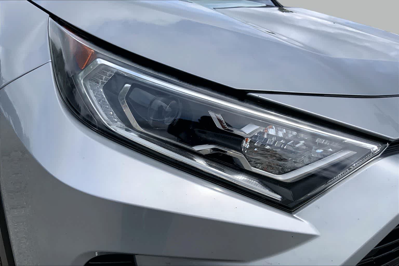 2020 Toyota RAV4 Hybrid XLE Silver Sky Metallic at AutoNation Toyota Gulf Fwy