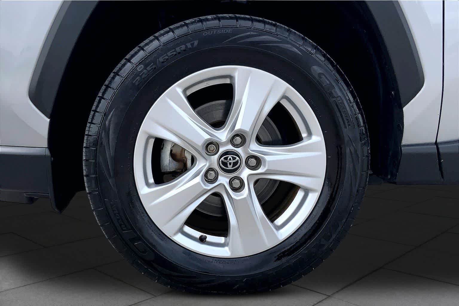 2020 Toyota RAV4 Hybrid XLE Silver Sky Metallic at AutoNation Toyota Gulf Fwy