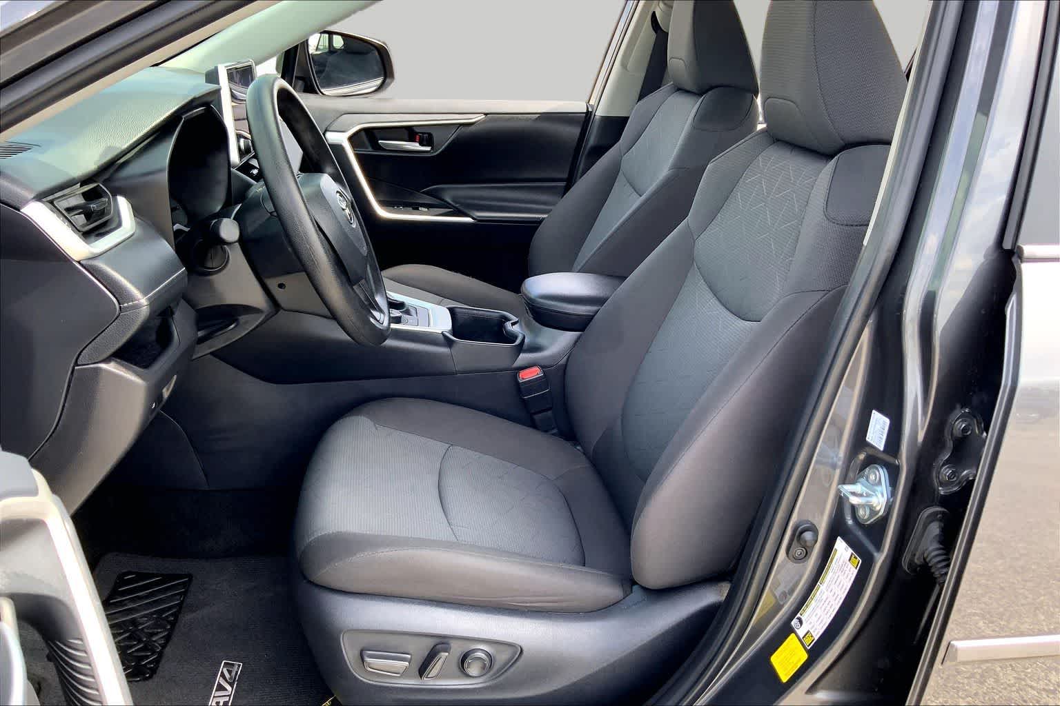 2025 Toyota RAV4 Hybrid XLE Magnetic Gray Metallic at Westside Kia