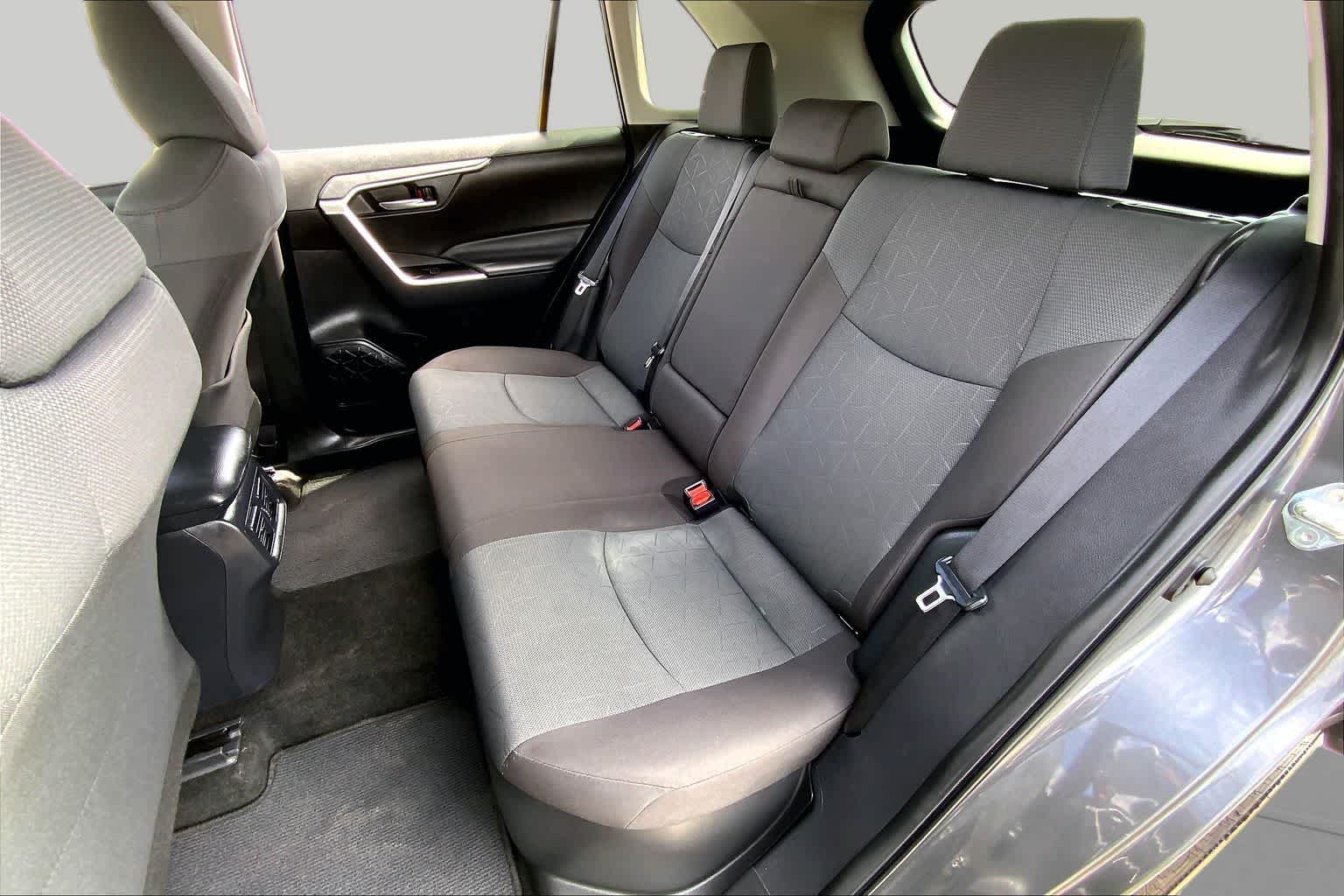 2025 Toyota RAV4 Hybrid XLE Magnetic Gray Metallic at Westside Kia