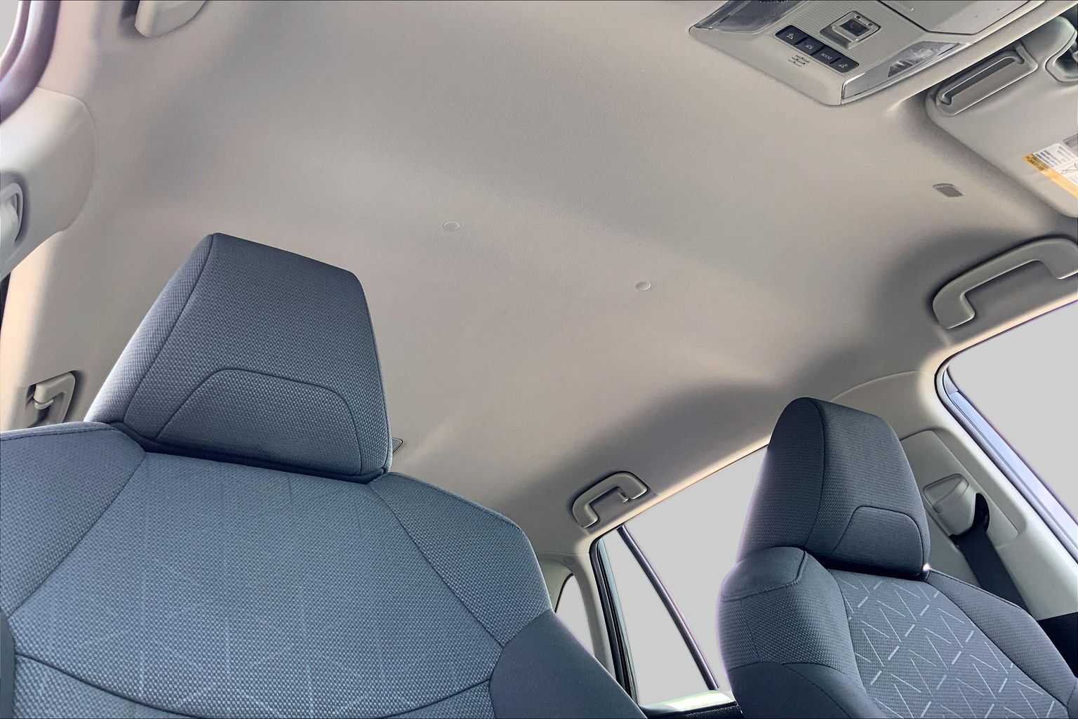2025 Toyota RAV4 Hybrid XLE Magnetic Gray Metallic at Westside Kia