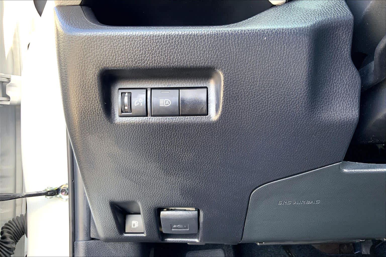 2024 Toyota RAV4 Hybrid XLE Ice Cap at Group 1 Toyota Southwest