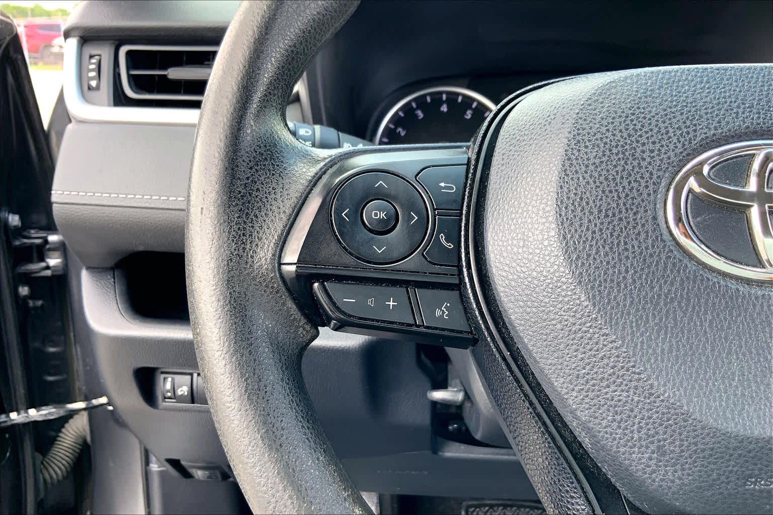 2020 Toyota RAV4 XLE Magnetic Gray Metallic at Group 1 Toyota Southwest
