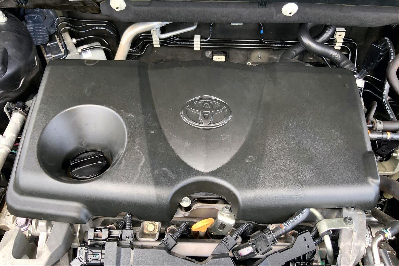 2020 Toyota RAV4 XLE Magnetic Gray Metallic at Group 1 Toyota Southwest