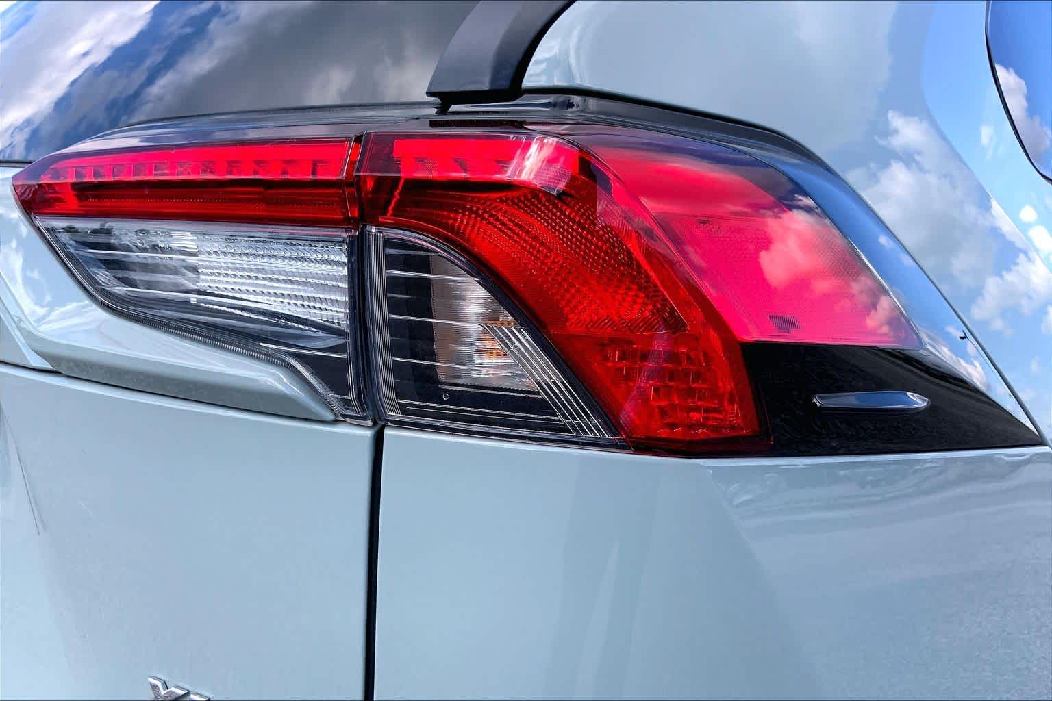2022 Toyota RAV4 photo 10 of 36