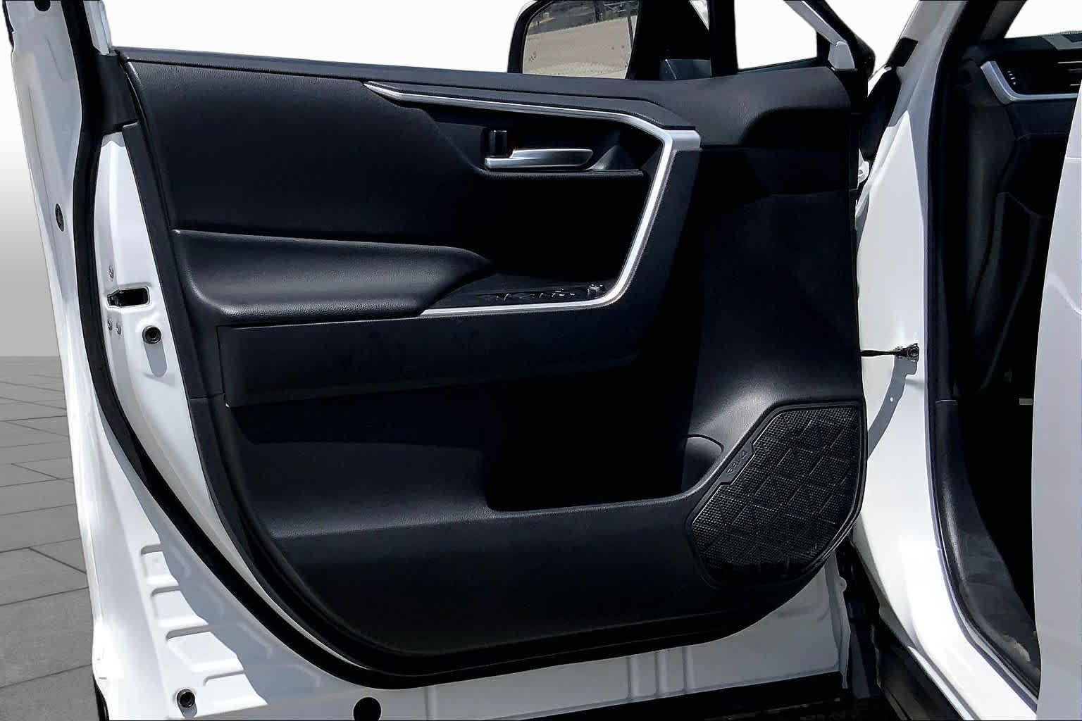 2025 Toyota RAV4 XLE Ice Cap at Group 1 Toyota Southwest