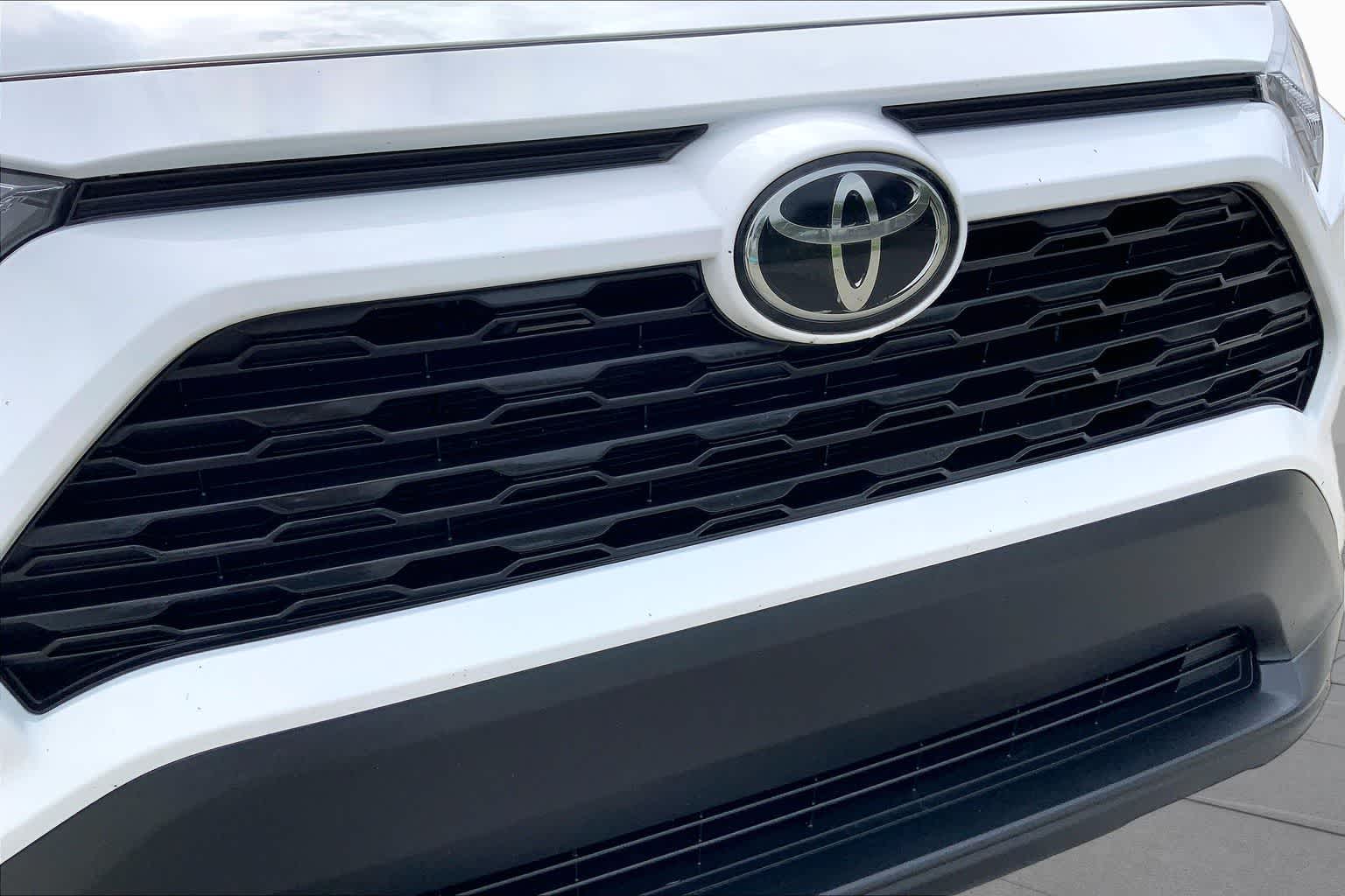 2024 Toyota RAV4 XLE Ice Cap at Group 1 Toyota Southwest