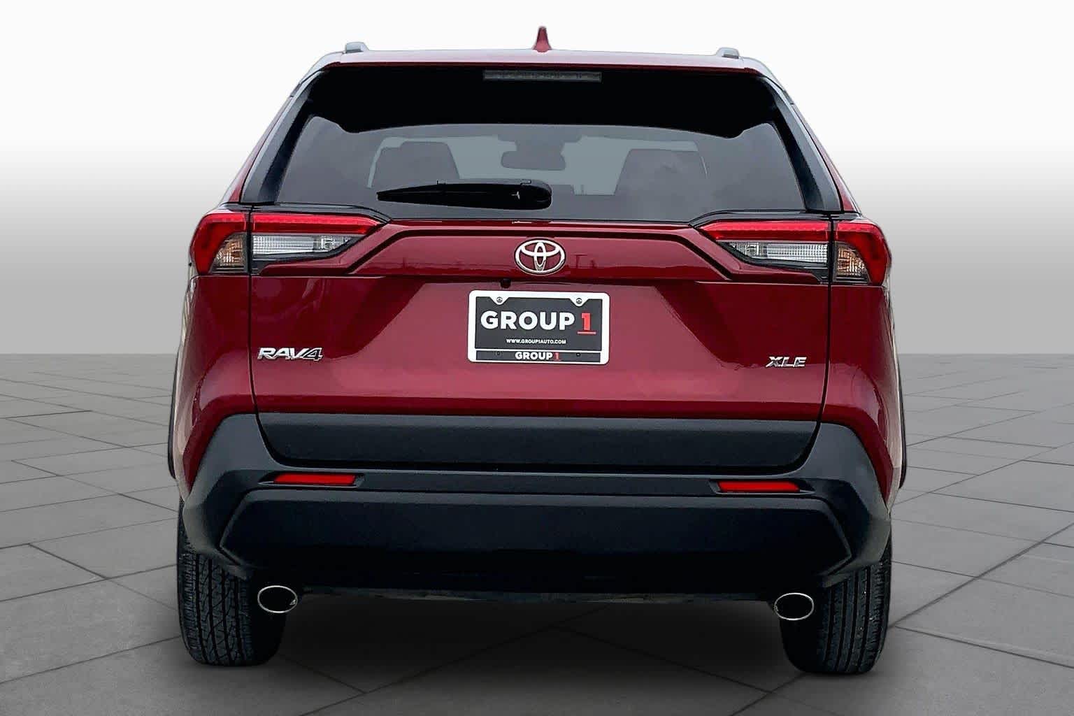 2025 Toyota RAV4 XLE - 4