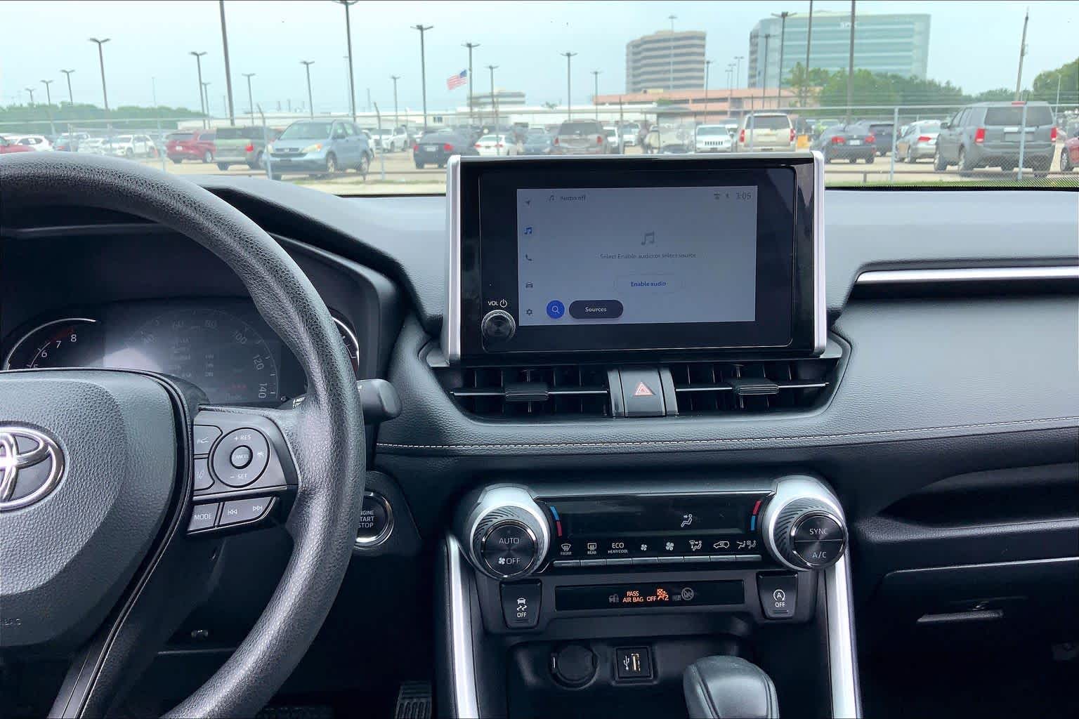 2025 Toyota RAV4 XLE - 6