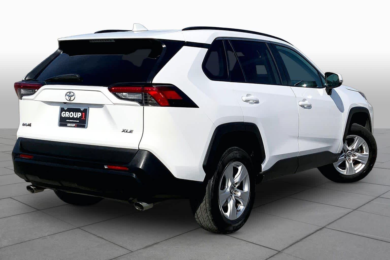 2021 Toyota RAV4 XLE Super White at Lexus Southwest Houston
