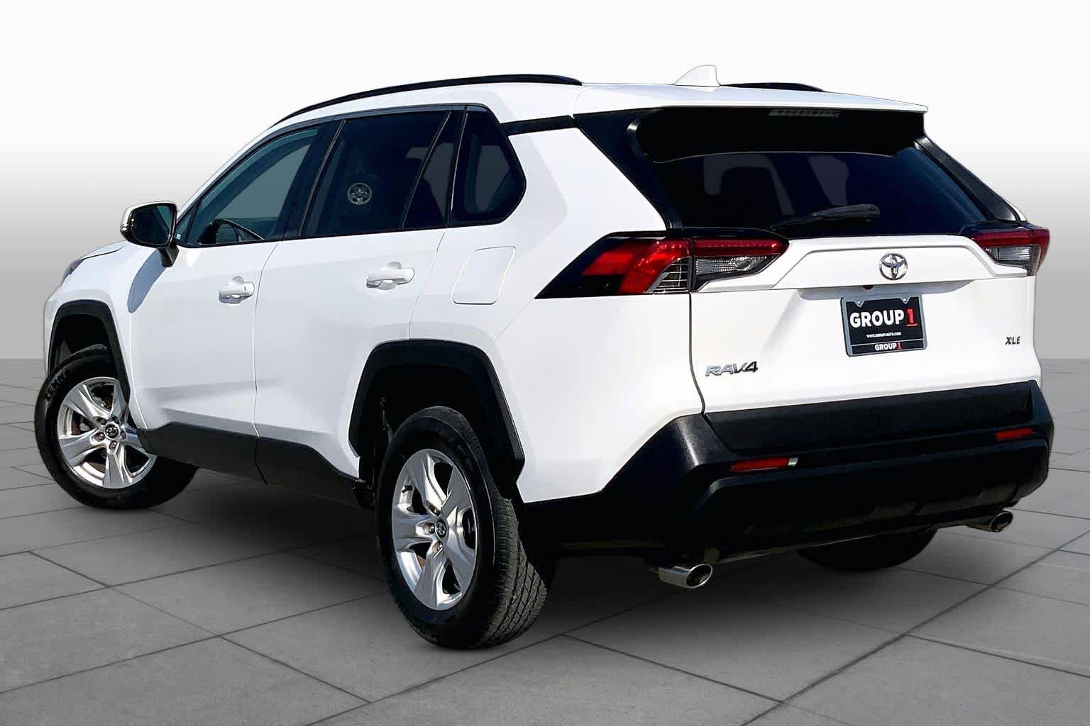 2021 Toyota RAV4 XLE Super White at Lexus Southwest Houston