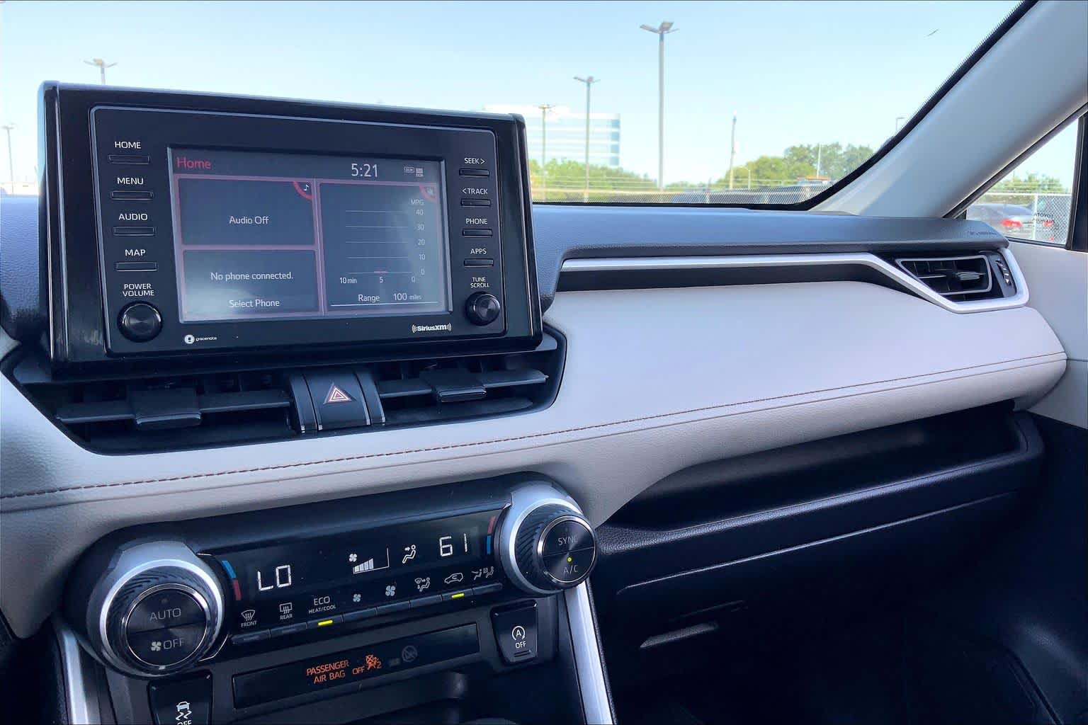 2021 Toyota RAV4 XLE Super White at Lexus Southwest Houston