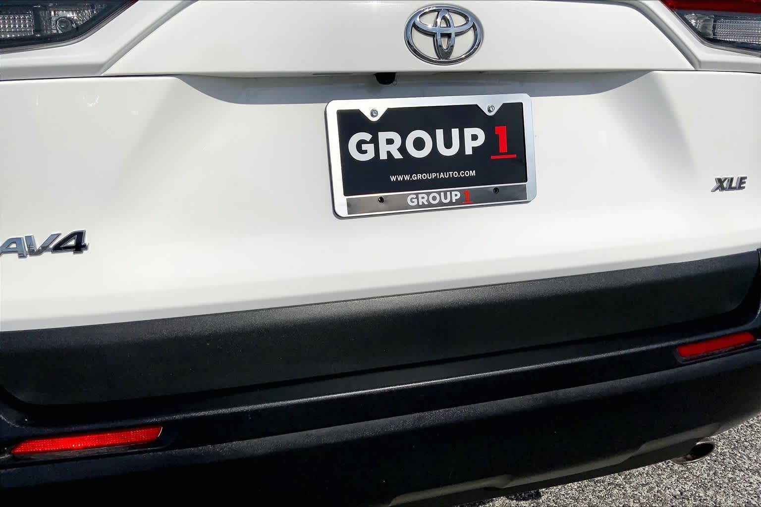 2021 Toyota RAV4 XLE Super White at Lexus Southwest Houston