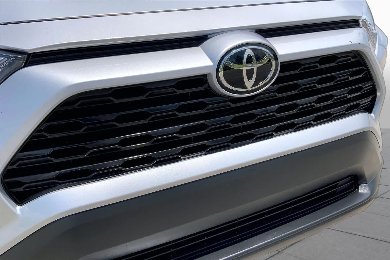 2024 Toyota RAV4 XLE Silver Sky Metallic at Group 1 Toyota Southwest
