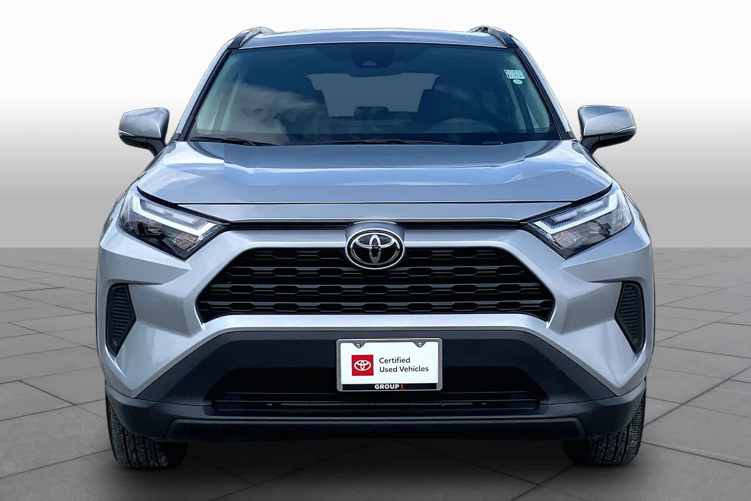 2025 Toyota RAV4 XLE - 3