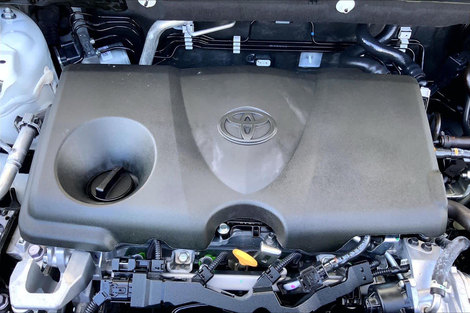2024 Toyota RAV4 XLE Ice Cap at Group 1 Toyota Southwest