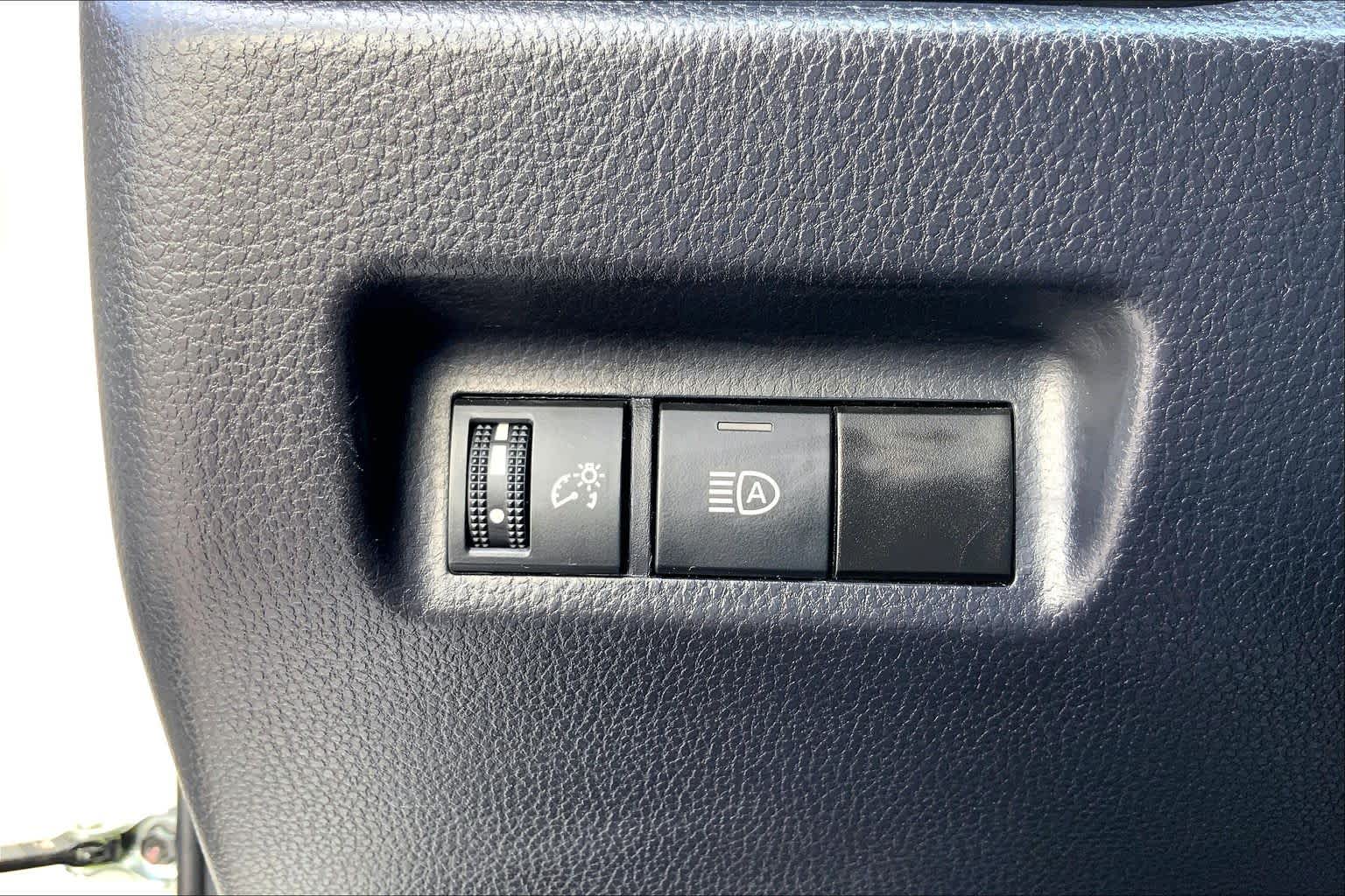 2025 Toyota RAV4 XLE Ice Cap at Group 1 Toyota Southwest