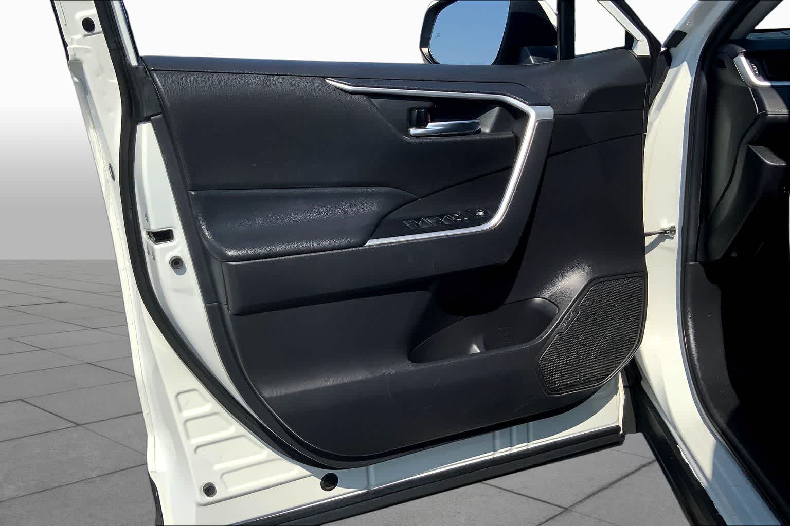 2022 Toyota RAV4 XLE White at Texan GMC Buick