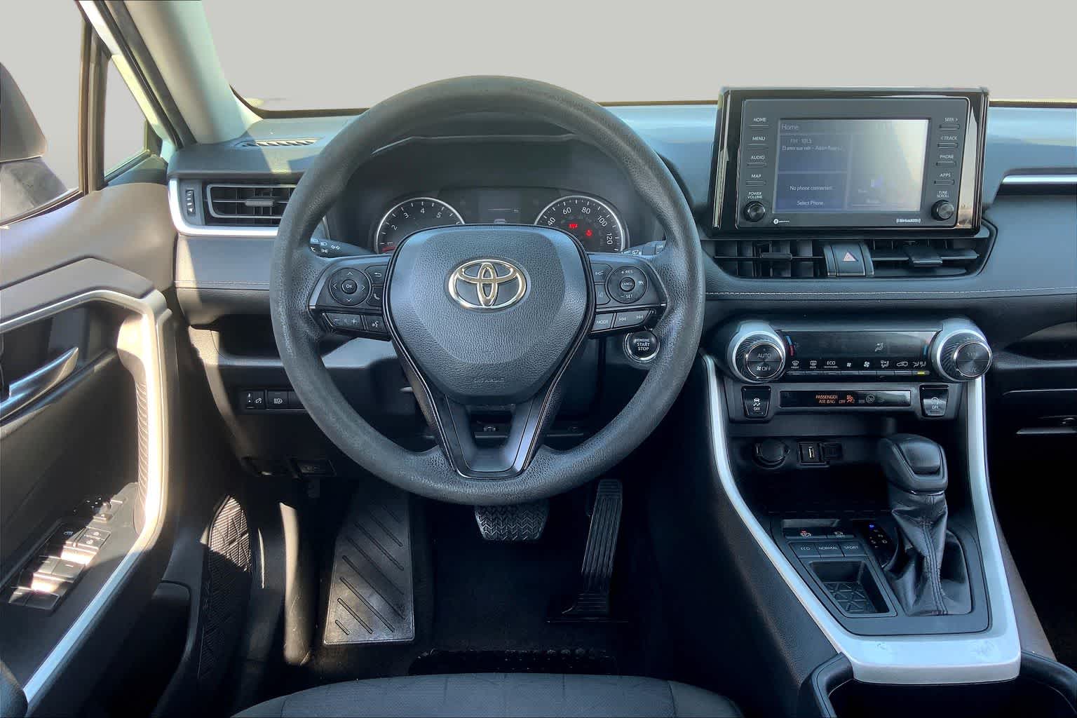 2022 Toyota RAV4 XLE White at Texan GMC Buick