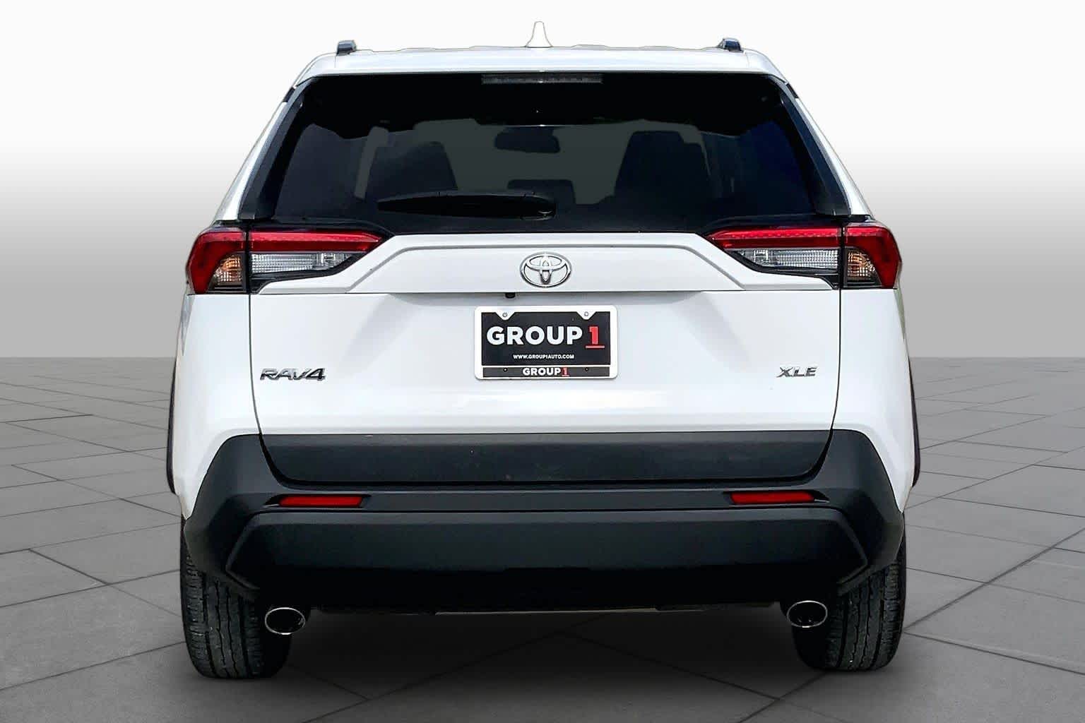 2022 Toyota RAV4 XLE White at Group 1 Toyota Southwest