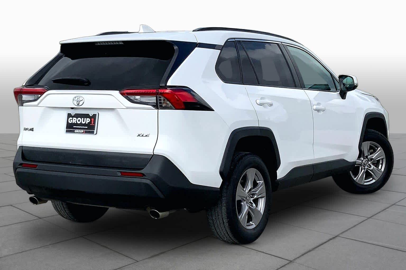 2022 Toyota RAV4 XLE White at Group 1 Toyota Southwest