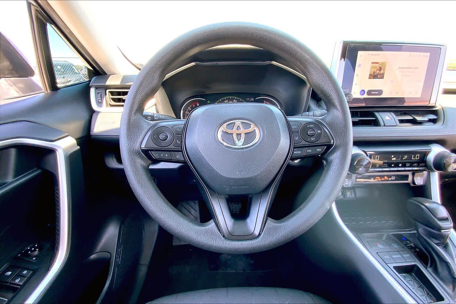 2025 Toyota RAV4 XLE - 5