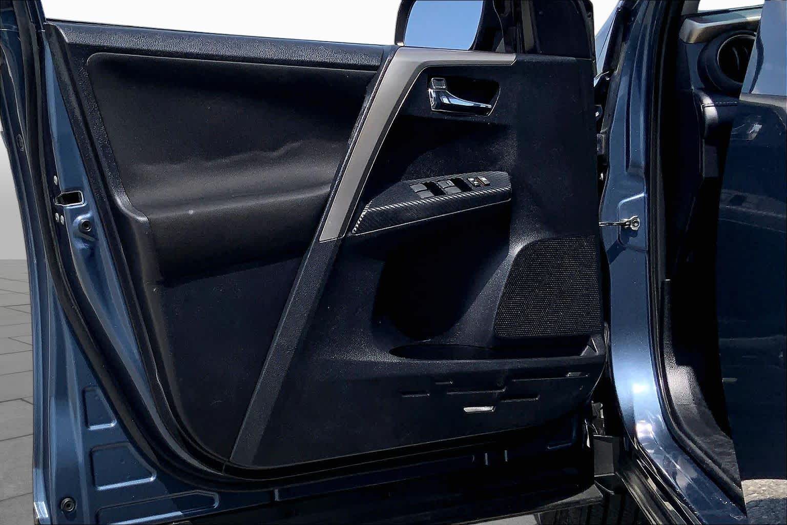 2014 Toyota RAV4 XLE Shoreline Blue Metallic at Group 1 Toyota Southwest
