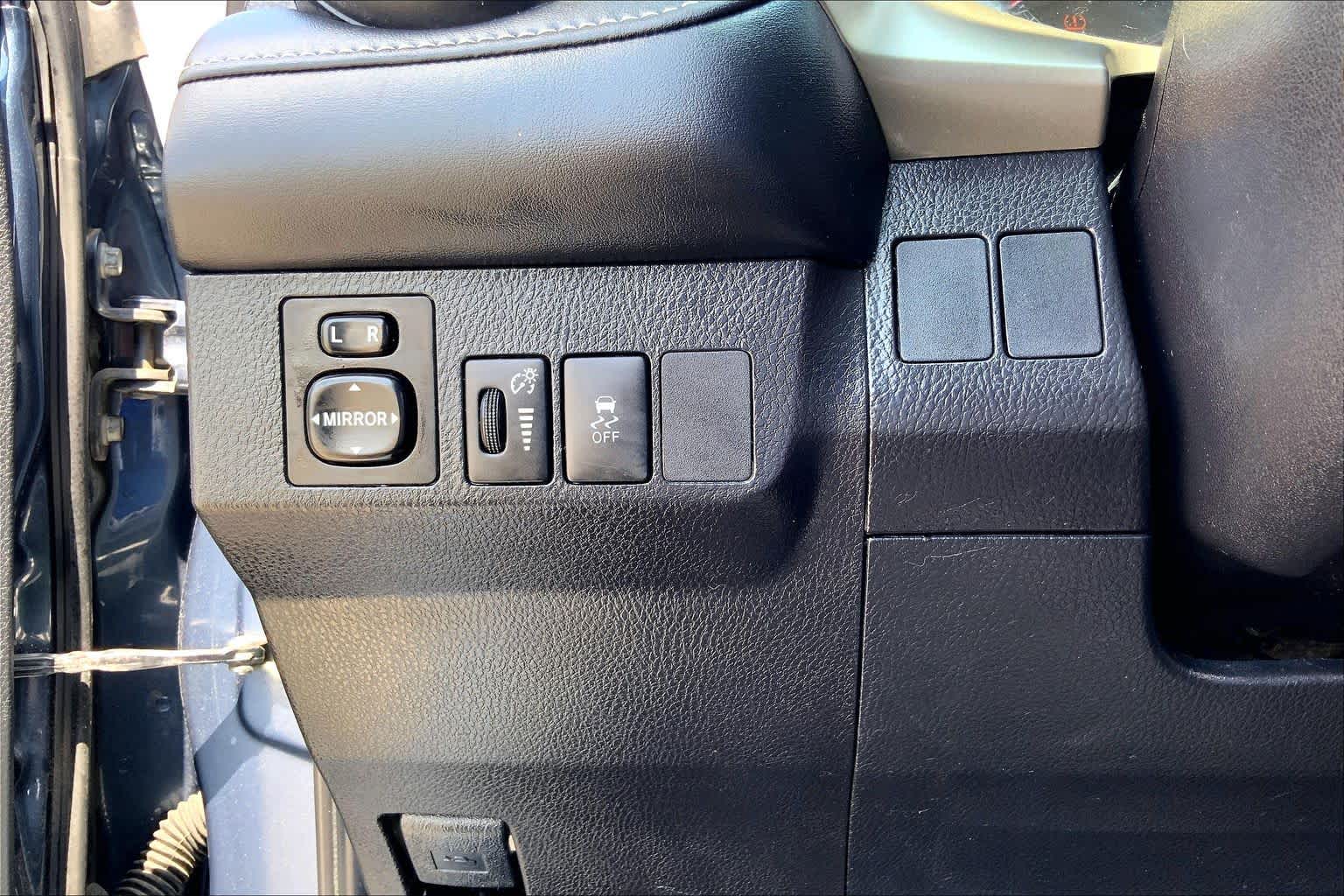 2014 Toyota RAV4 XLE Shoreline Blue Metallic at Group 1 Toyota Southwest