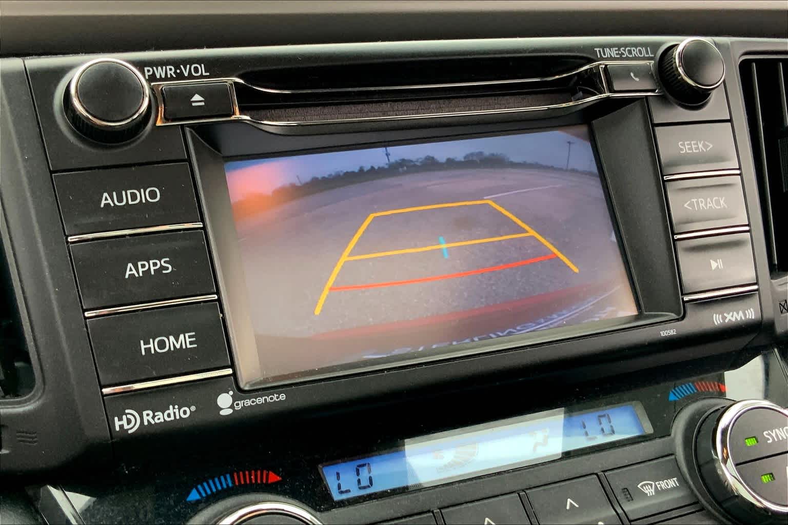 2018 Toyota RAV4 photo 25 of 35