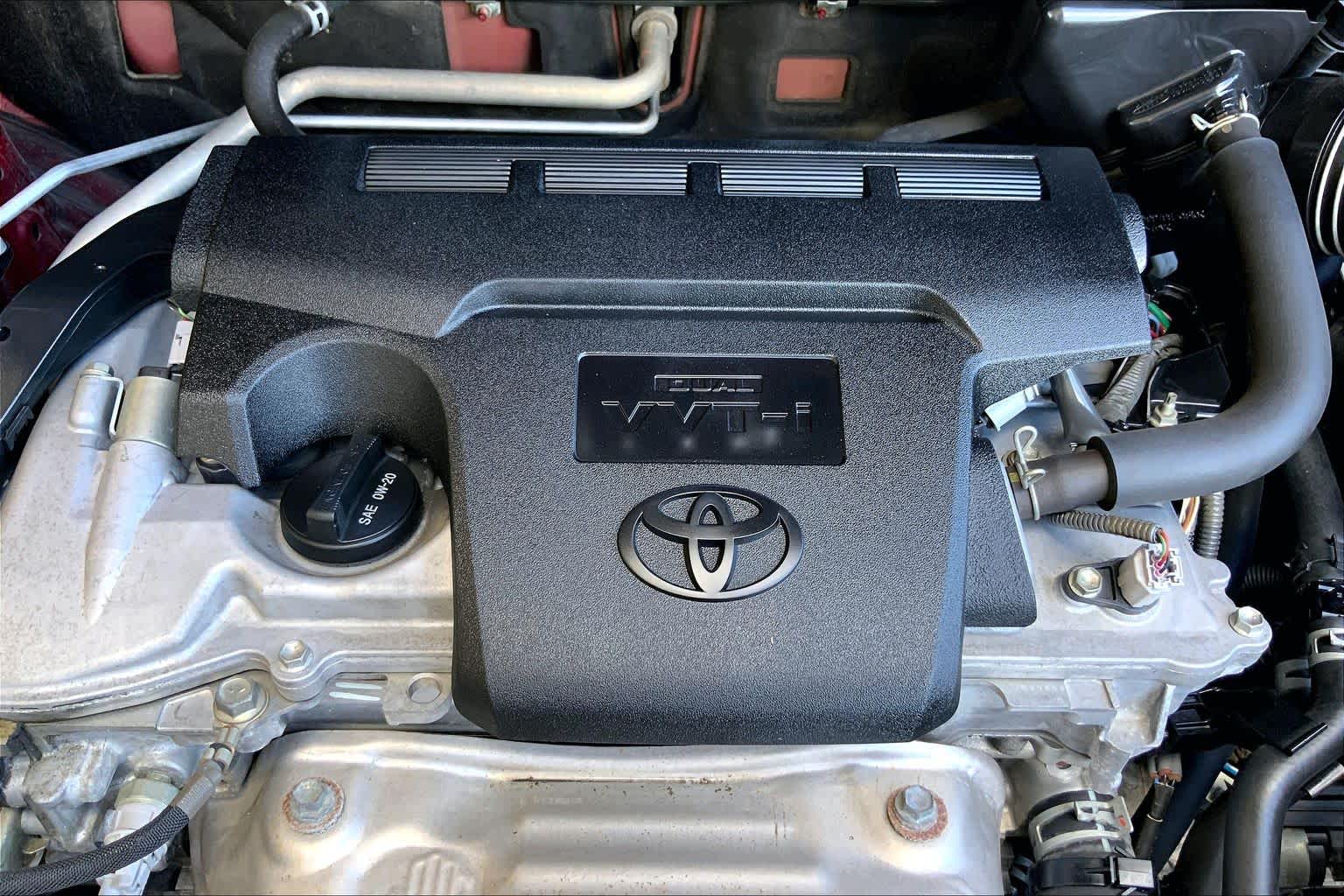 2018 Toyota RAV4 photo 32 of 36