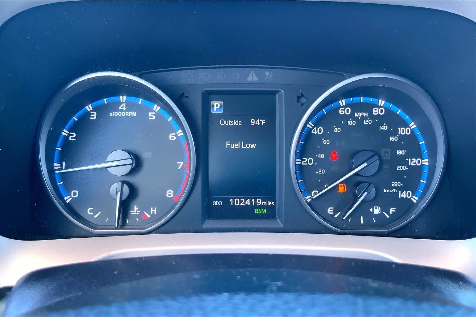 2018 Toyota RAV4 photo 25 of 36