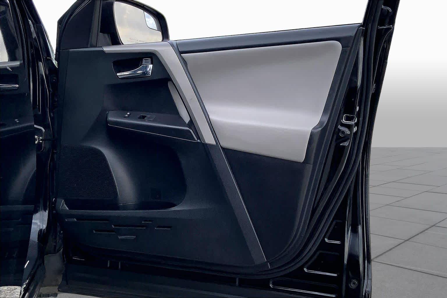 2017 Toyota RAV4 XLE Black at AutoNation USA Katy