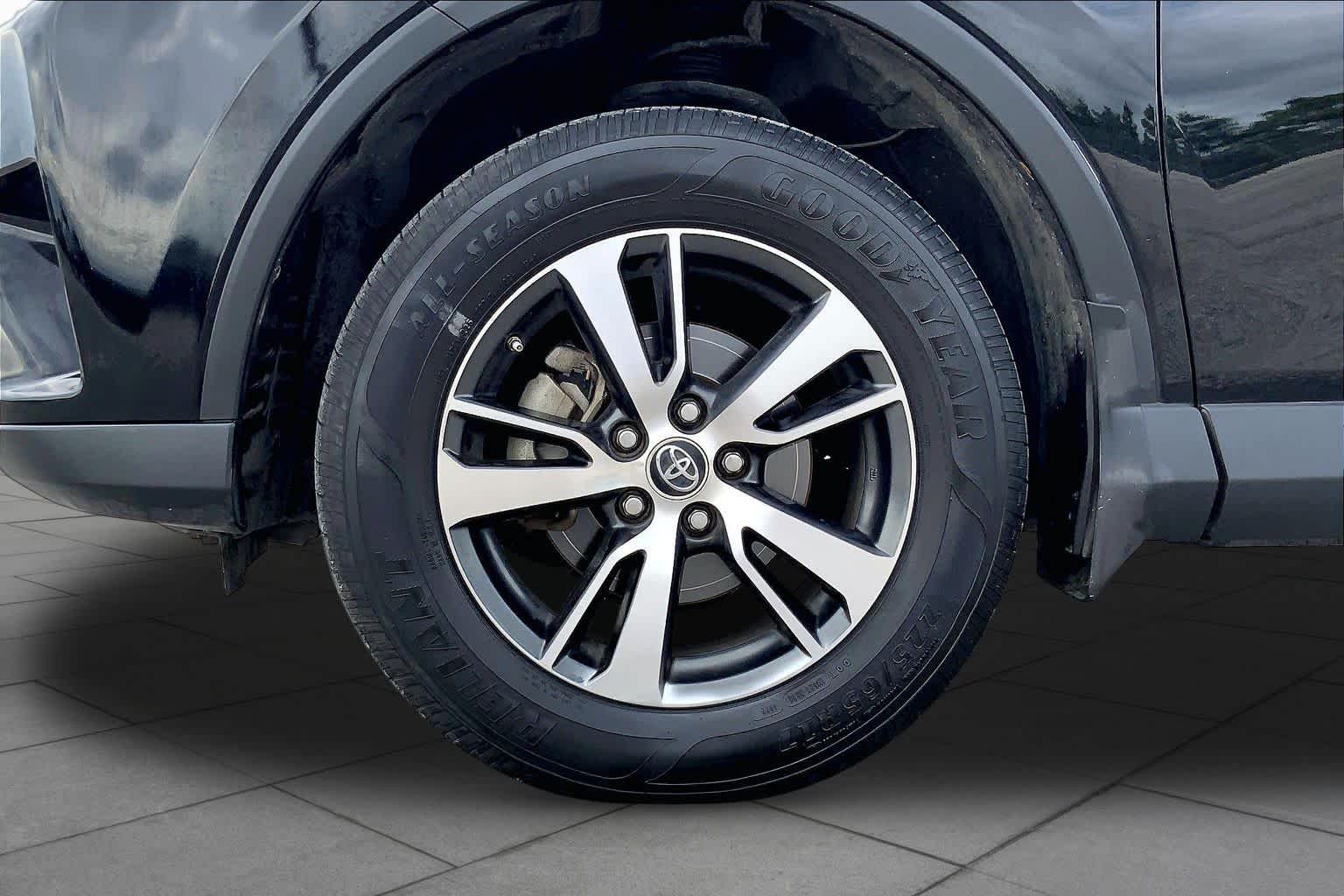 2017 Toyota RAV4 XLE Black at AutoNation USA Katy