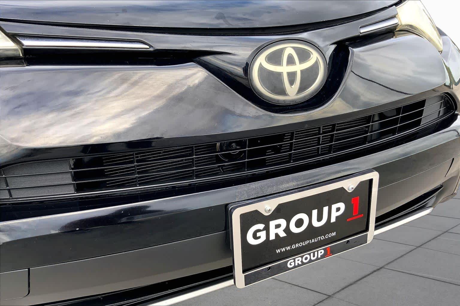 2017 Toyota RAV4 XLE Black at AutoNation USA Katy