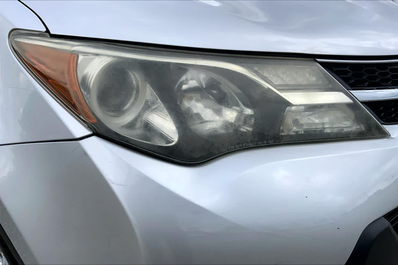 2013 Toyota RAV4 photo 27 of 36