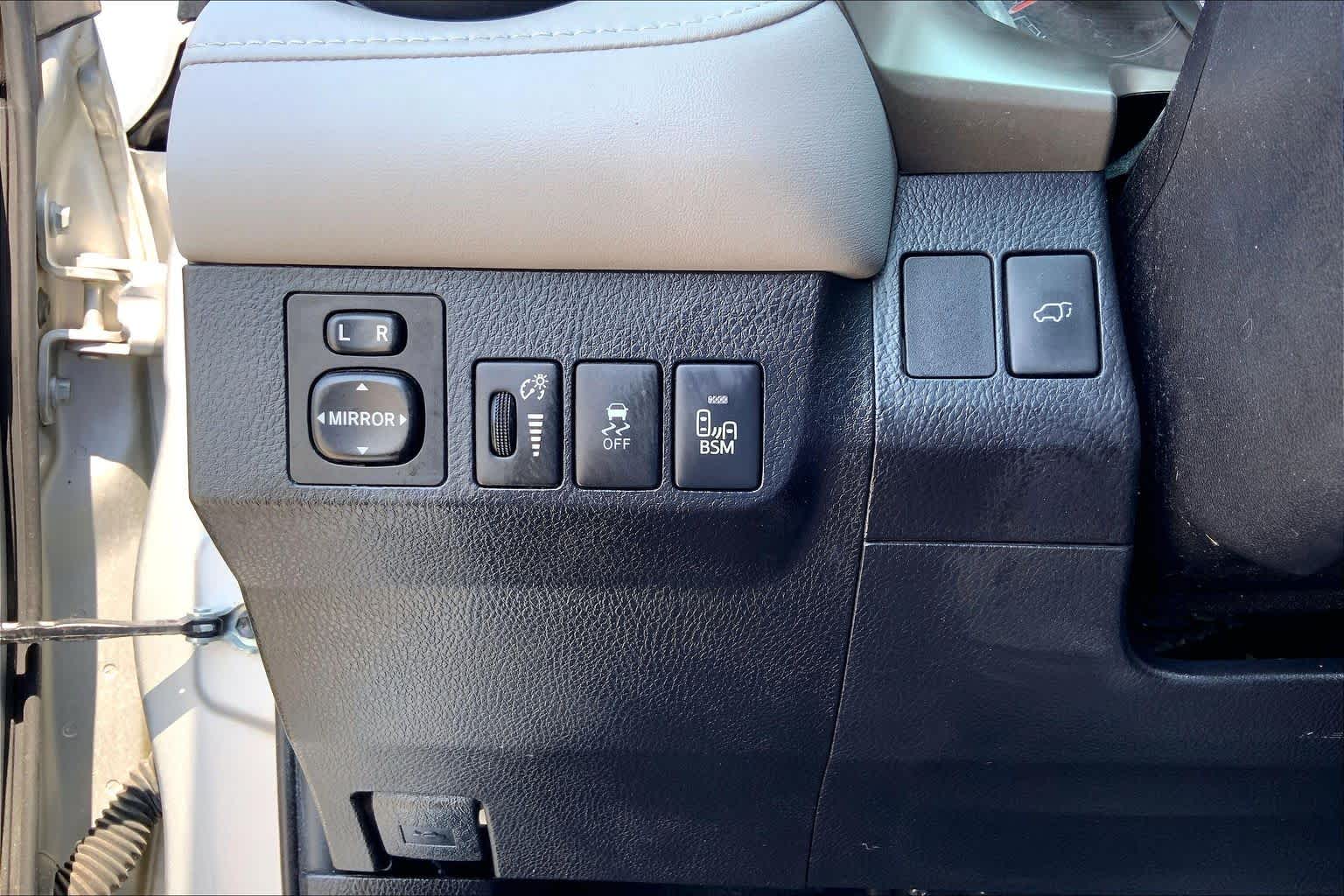 2014 Toyota RAV4 Limited Classic Silver Metallic at Team Toyota