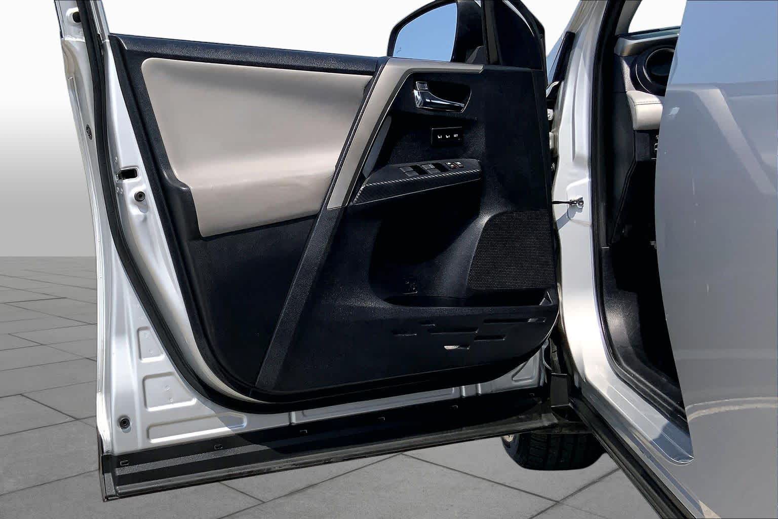 2014 Toyota RAV4 Limited Classic Silver Metallic at Team Toyota