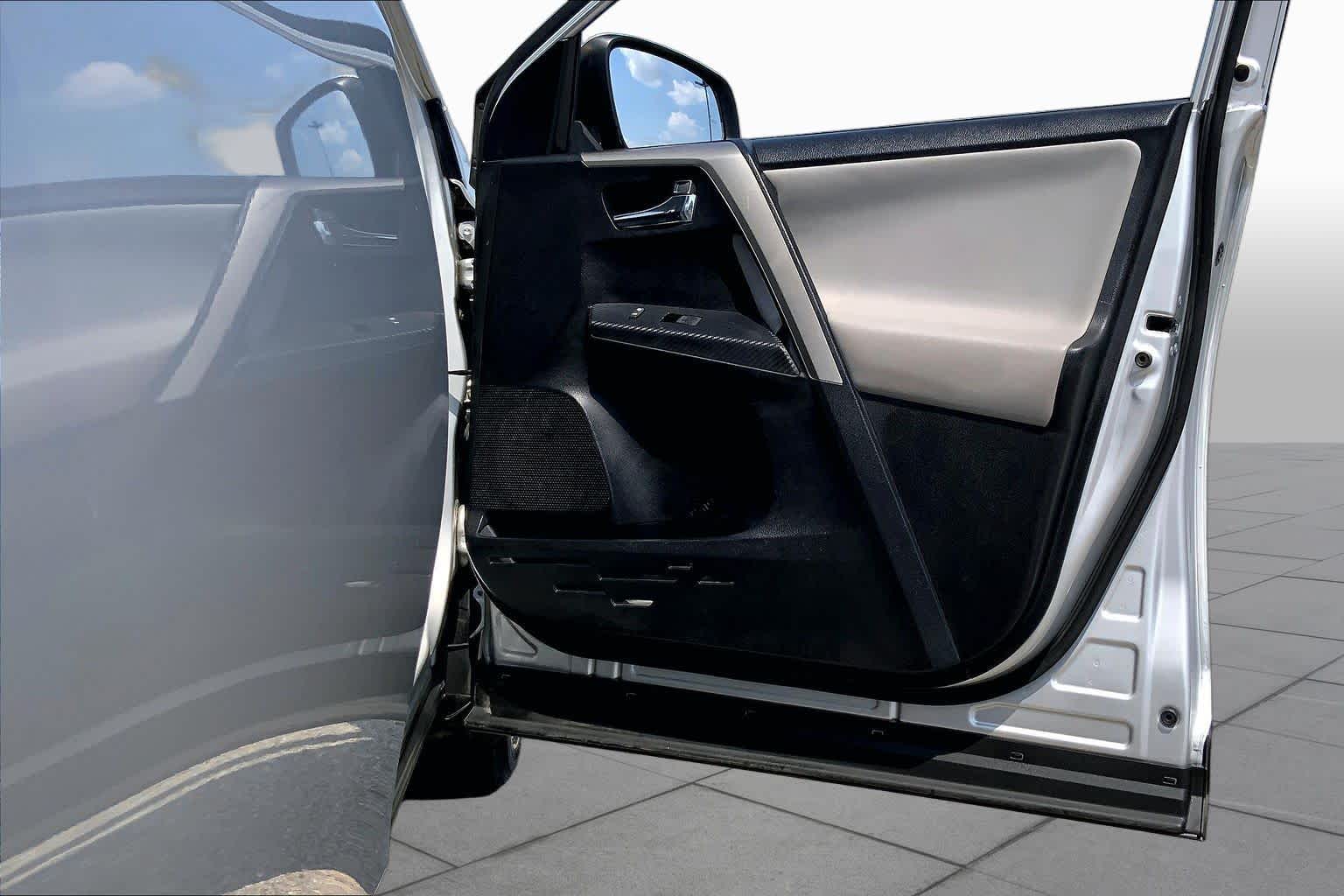 2014 Toyota RAV4 Limited Classic Silver Metallic at Team Toyota