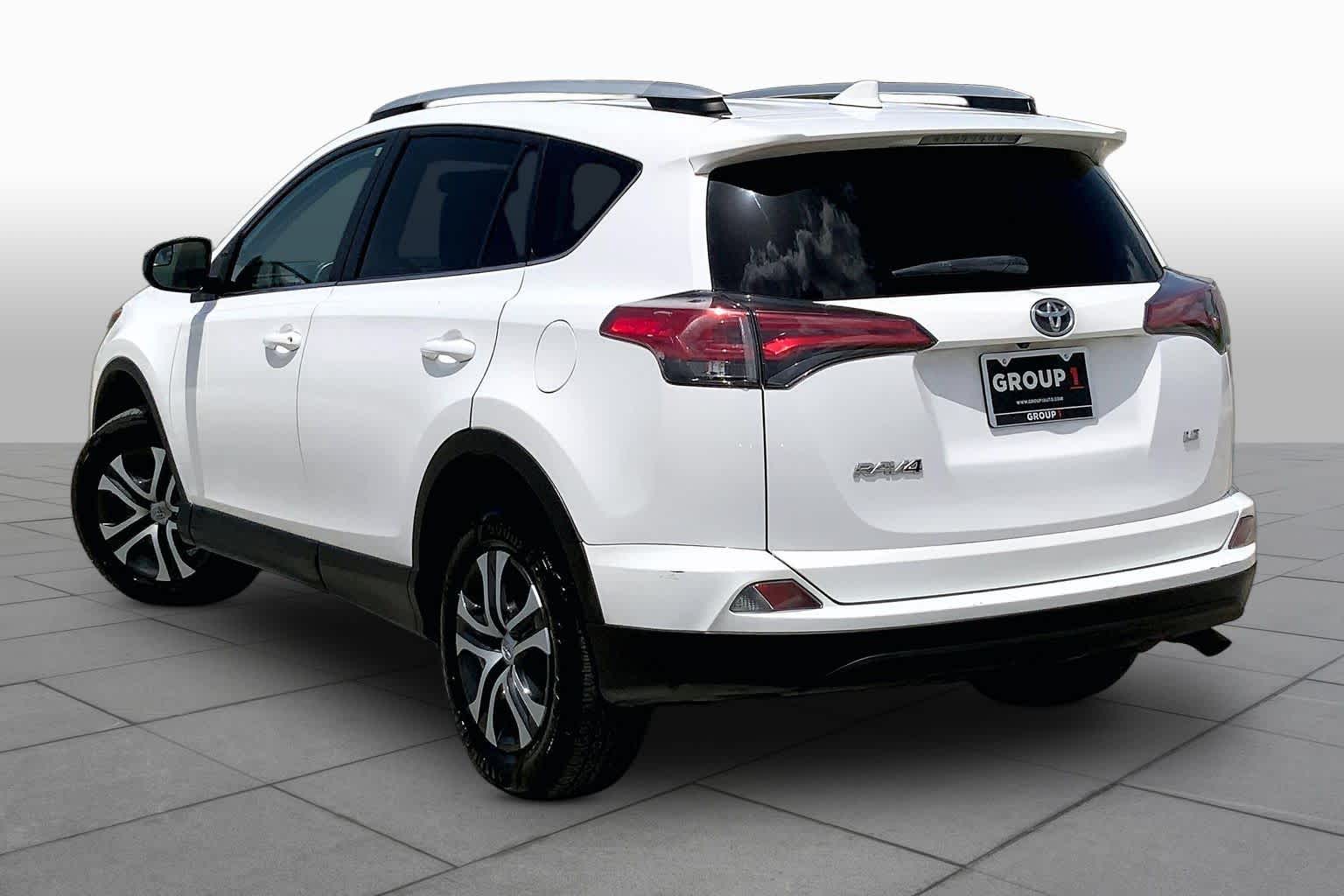 2016 Toyota RAV4 LE Super White at Group 1 Toyota Southwest