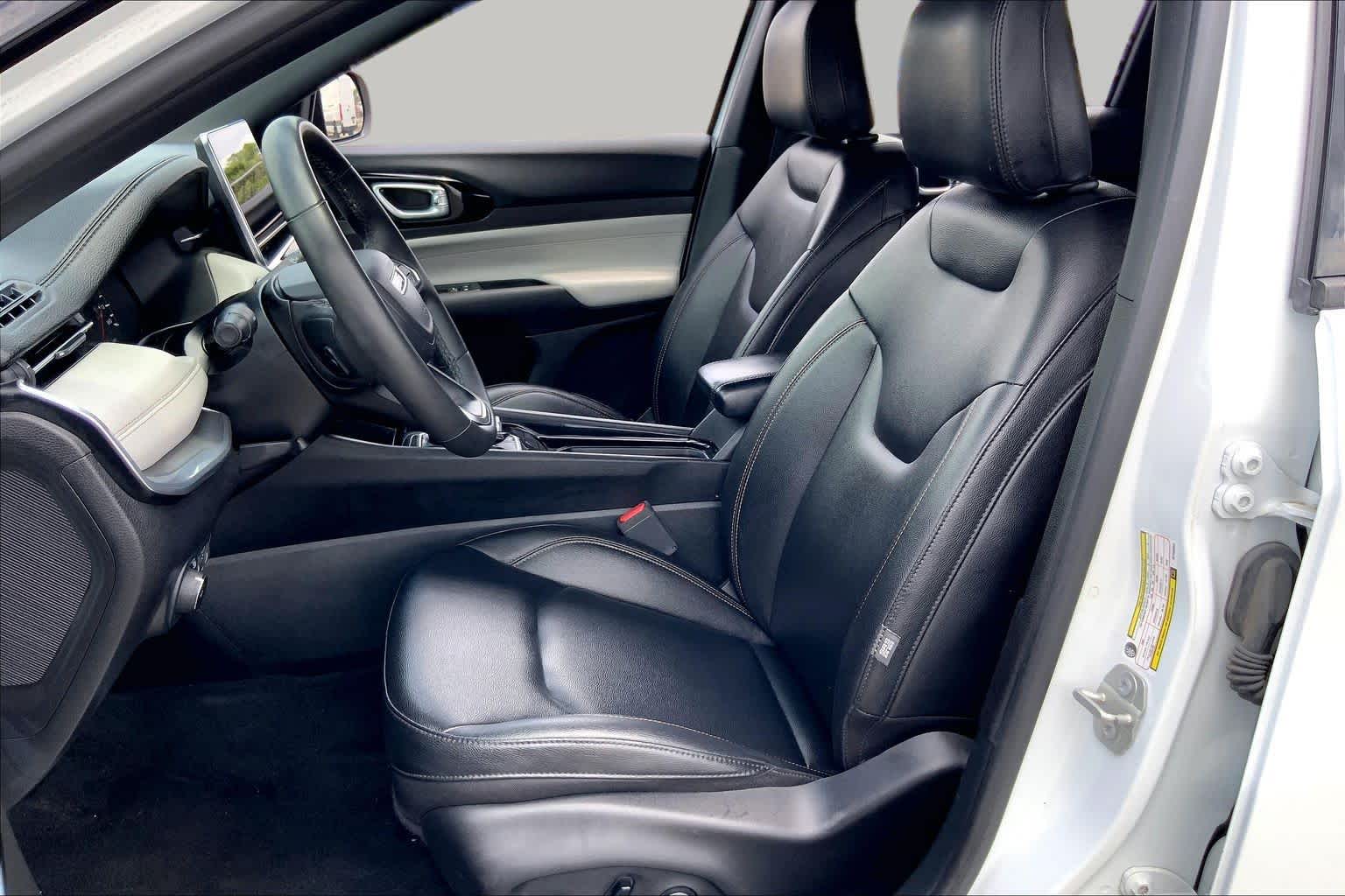2024 Jeep Compass Limited Bright White Clearcoat at Turner Chevrolet