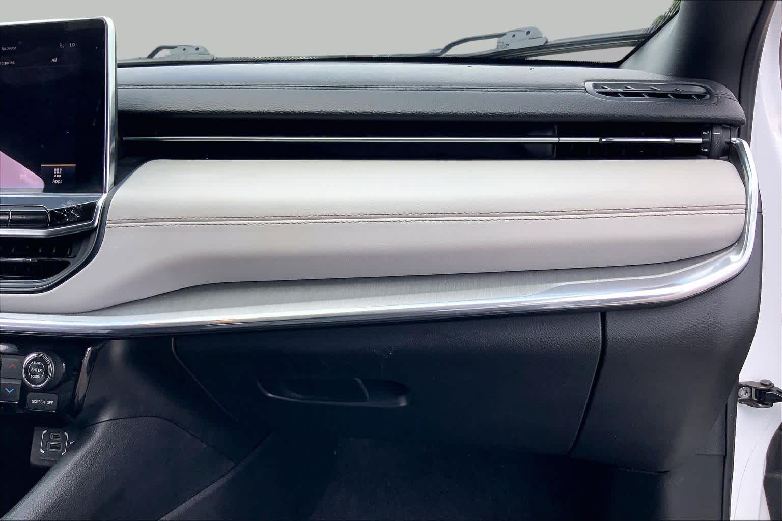 2024 Jeep Compass Limited Bright White Clearcoat at Turner Chevrolet